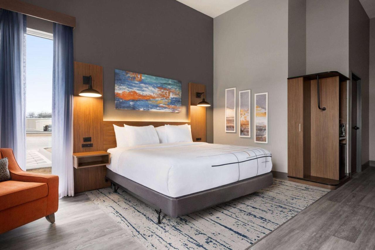 La Quinta Inn & Suites By Wyndham Del Rio Eksteriør bilde
