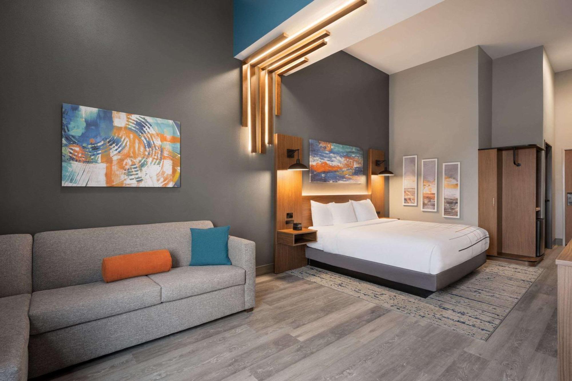 La Quinta Inn & Suites By Wyndham Del Rio Eksteriør bilde