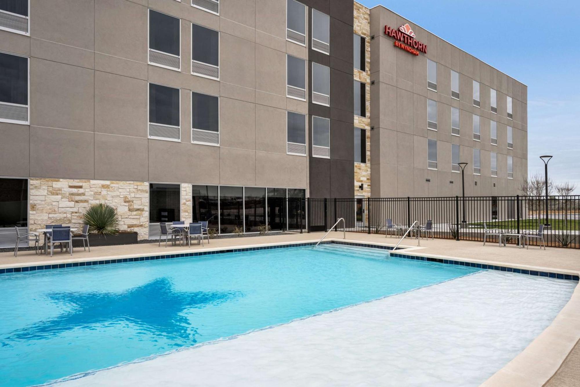 La Quinta Inn & Suites By Wyndham Del Rio Eksteriør bilde